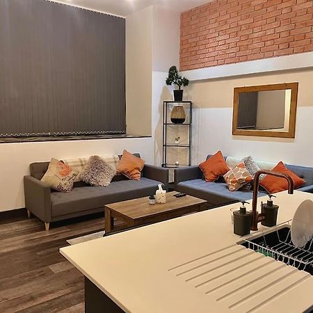 Cityzenretreat - Mezzanine Apartment Sleeps 4 Sheffield City Centre Exterior photo